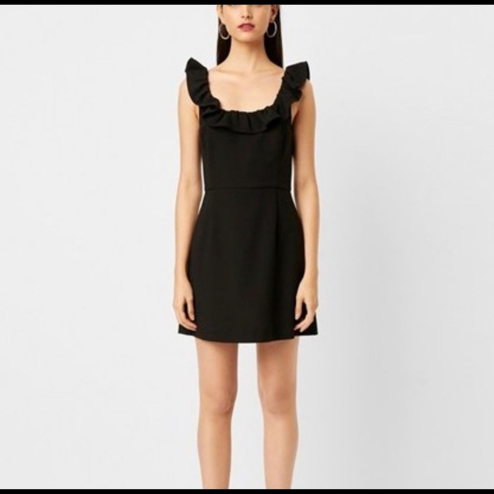 French Connection Whisper Light Ruffle Neck Dress, size 6